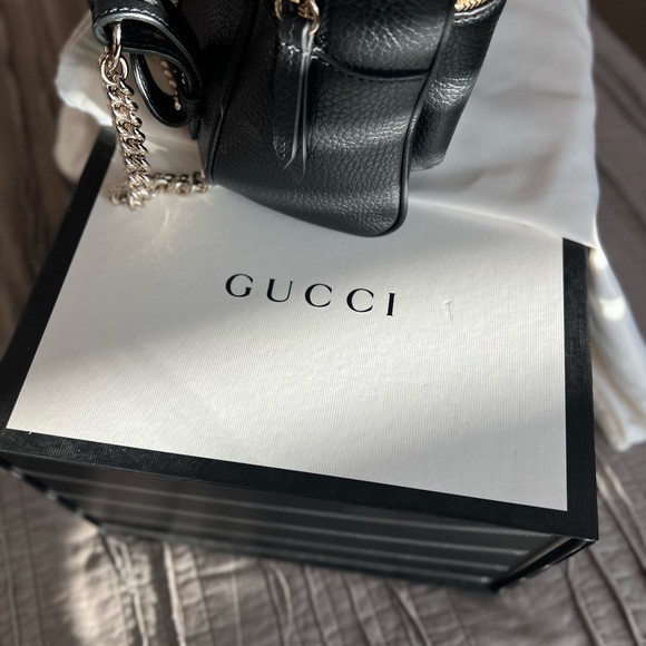 Soho Chain Backpack Leather - Excellent Condition *NEW* - Picture 5 of 10